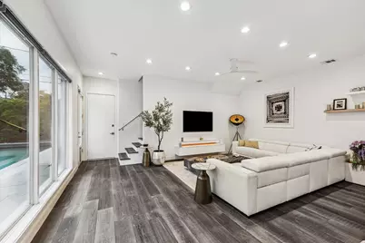 2114 Wroxton Road, Houston, TX 77005 - Photo 18