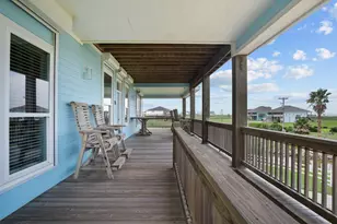 810 4th St, Port Bolivar, TX 77650 - Photo 6