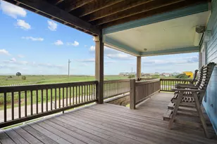 810 4th St, Port Bolivar, TX 77650 - Photo 8