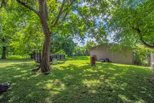 1009 Wainwright St, Houston, TX 77022 - Photo 4