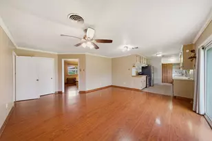 5506 Cheshire Ln, Houston, TX 77092 - Photo 8