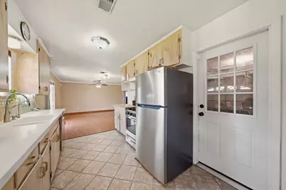 5506 Cheshire Lane, Houston, TX 77092 - Photo 10