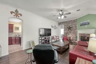 12991 Shady Grove Ln, Montgomery, TX 77356 - Photo 8