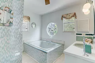 308 Bay Ave, Kemah, TX 77565 - Photo 14