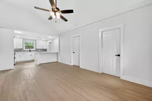 5326 Dewberry St, Houston, TX 77021 - Photo 8