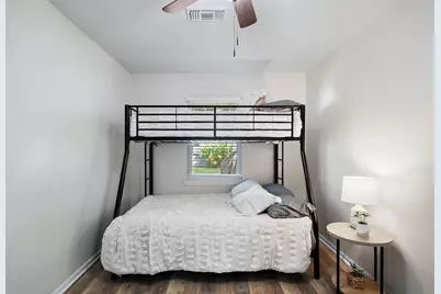 3330 Avenue O 1/2, Galveston, TX 77550 - Photo 12