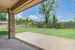406 Elm Lake Dr, Houston, TX 77336 - Photo 24