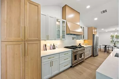 6143 Ella Lee Lane, Houston, TX 77057 - Photo 10