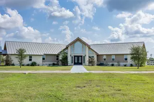 2644 Linda Ln, Brenham, TX 77833 - Photo 1