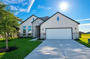 2825 Golden Isle Dr, Texas City, TX 77568 - Photo 1
