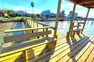 1022 Ave A 1/2, Dickinson, TX 77539 - Photo 1