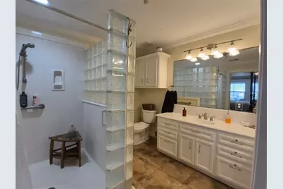 1022 Avenue A 1/2, Dickinson, TX 77539 - Photo 22