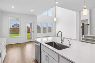 17118 Remington Mdws St, Waller, TX 77484 - Photo 4