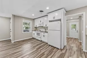 1409 20th St, Huntsville, TX 77340 - Photo 8