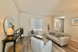 2 Twin Feather Pl, The Woodlands, TX 77381 - Photo 6