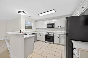 4613 Knoxville St, Houston, TX 77051 - Photo 2