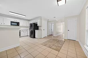 4613 Knoxville St, Houston, TX 77051 - Photo 12