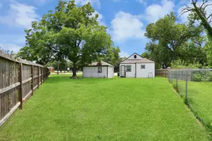 7003 Darien St, Houston, TX 77028 - Photo 38