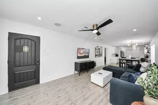 7003 Darien St, Houston, TX 77028 - Photo 8