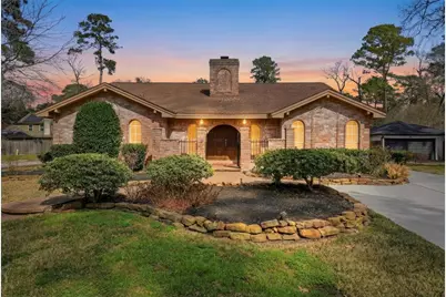 2203 Rolling Meadows Drive, Houston, TX 77339 - Photo 2