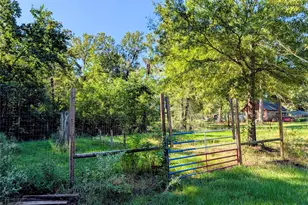 346 Lakeside Cir, Trinity, TX 75862 - Photo 44