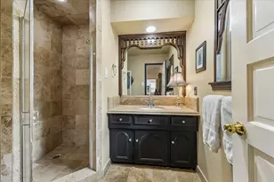 13503 Myrtlea Dr, Houston, TX 77079 - Photo 40