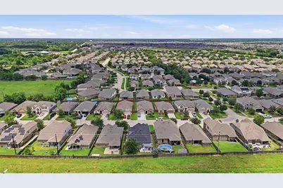 4310 Bearberry Avenue, Baytown, TX 77521 - Photo 44