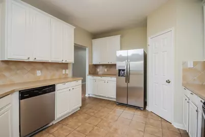 9410 Mustang Park Court, Humble, TX 77396 - Photo 6