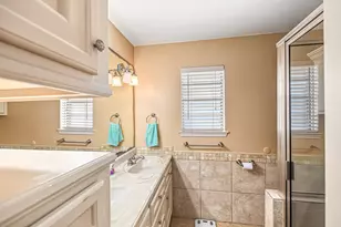 13823 Overbrook Ln, Houston, TX 77077 - Photo 22