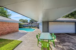 13823 Overbrook Ln, Houston, TX 77077 - Photo 28
