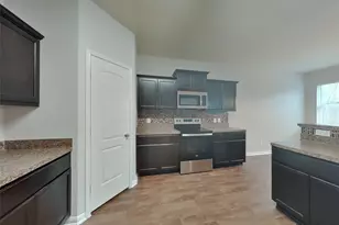 17142 Common Point Dr, Houston, TX 77090 - Photo 6