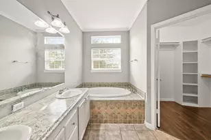 4819 Mallow St, Houston, TX 77033 - Photo 18