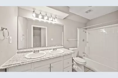 4819 Mallow Street, Houston, TX 77033 - Photo 10