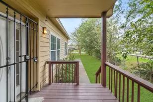 4819 Mallow St, Houston, TX 77033 - Photo 34