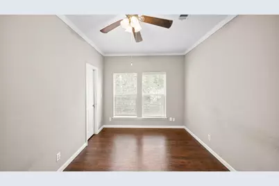4819 Mallow Street, Houston, TX 77033 - Photo 14