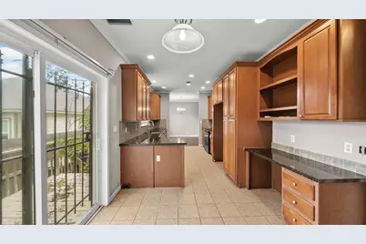 4819 Mallow Street, Houston, TX 77033 - Photo 28