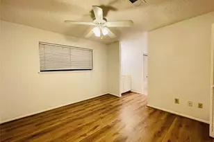 13892 Hollowgreen Dr, Houston, TX 77082 - Photo 14