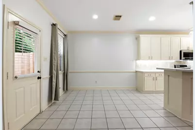 78 N Camellia Grove Circle, The Woodlands, TX 77382 - Photo 8