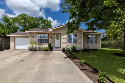 402 8th Street, Van Vleck, TX 77482 - Photo 2