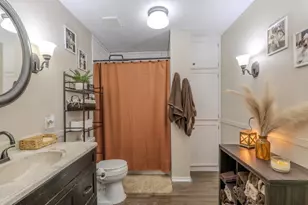 402 8th St, Van Vleck, TX 77482 - Photo 24