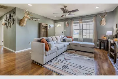 402 8th Street, Van Vleck, TX 77482 - Photo 14