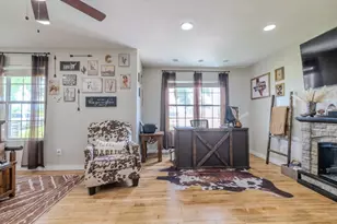 402 8th St, Van Vleck, TX 77482 - Photo 26