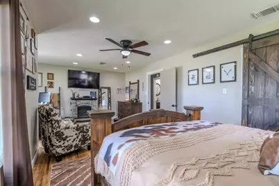 402 8th Street, Van Vleck, TX 77482 - Photo 28