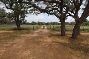 Na Rail Head Rd, Columbus, TX 78934 - Photo 1
