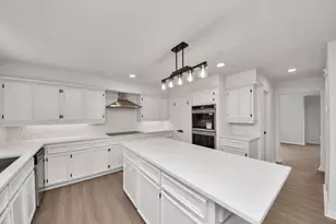 15047 Tramore Dr, Houston, TX 77083 - Photo 10