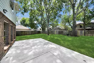15047 Tramore Dr, Houston, TX 77083 - Photo 36