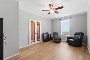 2095 Lost Timbers Dr, Conroe, TX 77304 - Photo 8