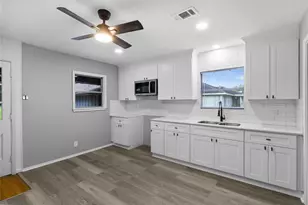 4926 2nd St, Pasadena, TX 77504 - Photo 1