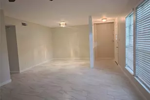 2252 Shadowdale Dr, Houston, TX 77043 - Photo 8