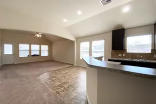 15202 Pecan Lndg Dr, Houston, TX 77090 - Photo 10